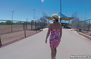 XXX Leilani thích hai black jav sin sex cocks